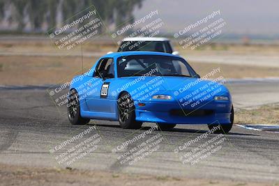 media/Sep-20-2025-Extreme Speed (Sat) [[1fcc23683c]]/Orange (Mid Intermediate)/Session 2 (Sunrise)/